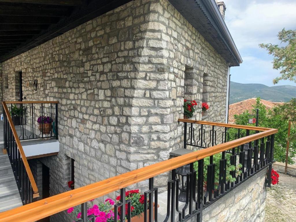 Villa Oda Tomori Berat Exteriör bild