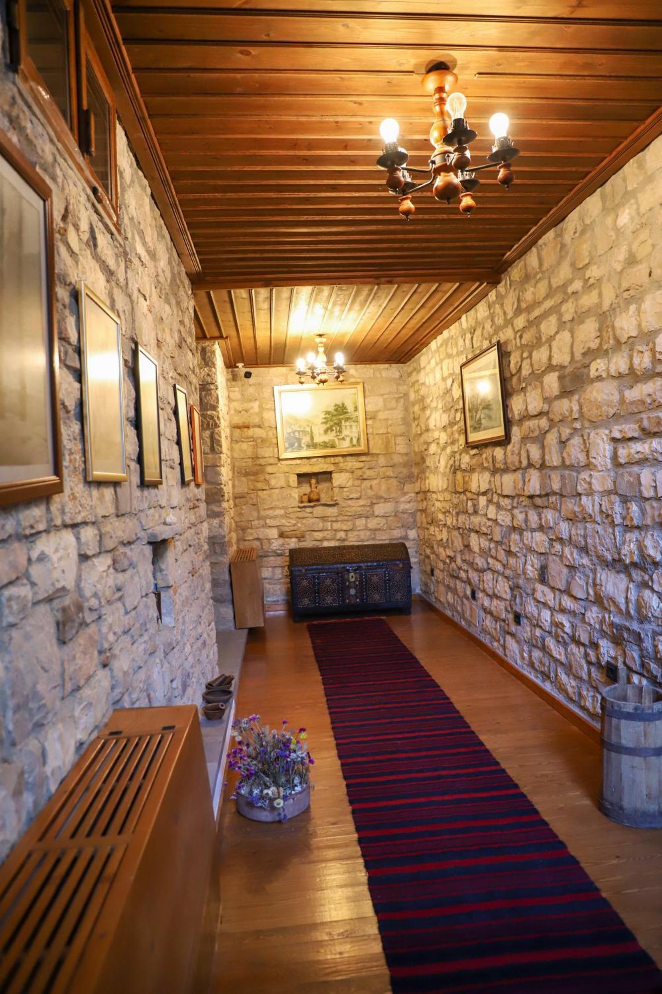 Villa Oda Tomori Berat Exteriör bild